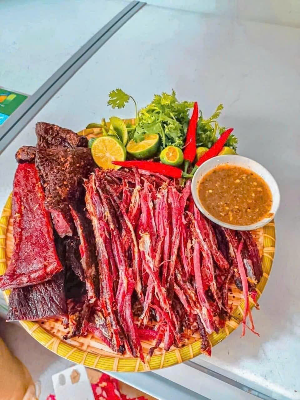 Đợt hàng tháng 9 - Thịt trâu gác bếp